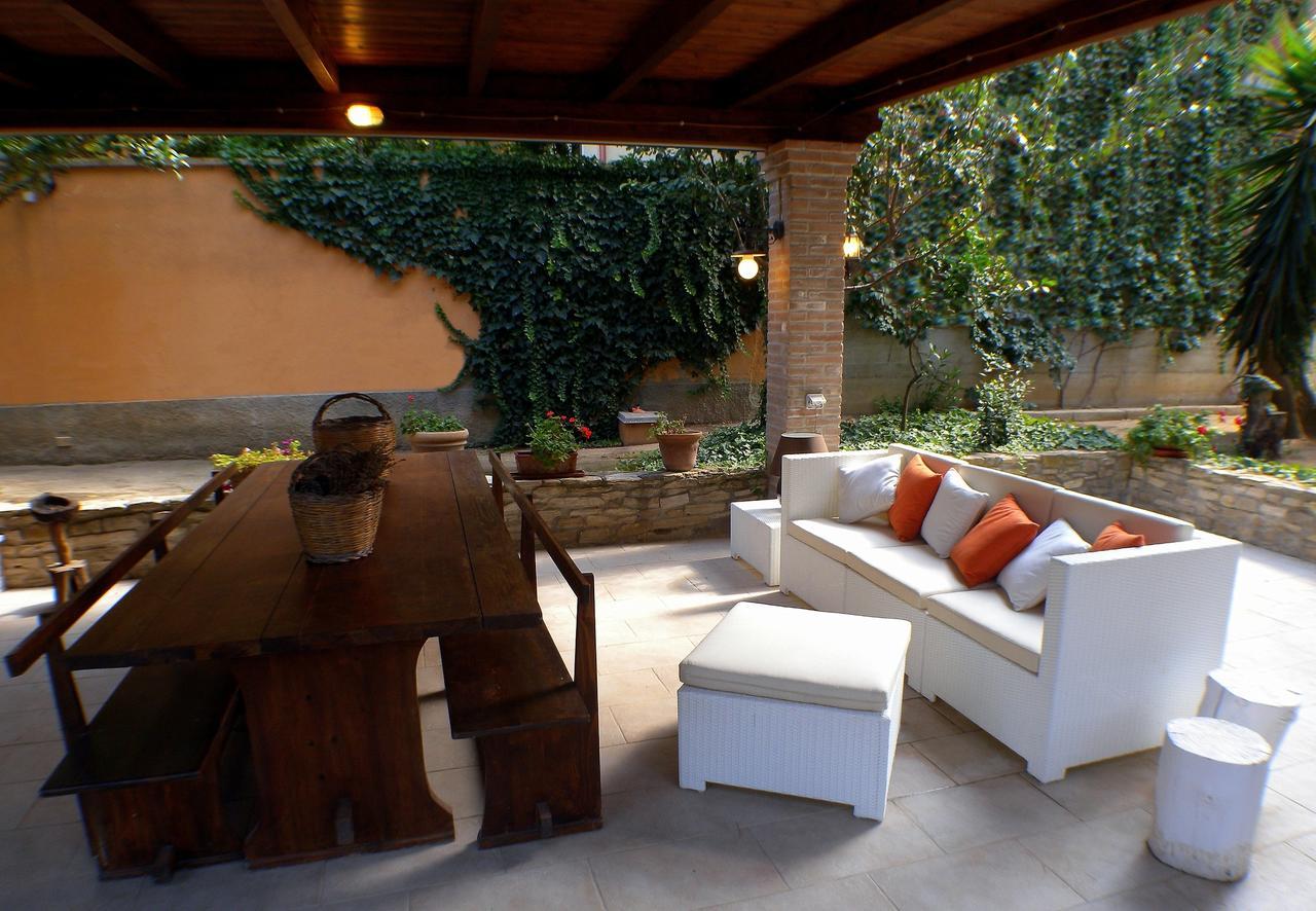 Bb Doliahouse Bed & Breakfast Dolianova Exterior foto